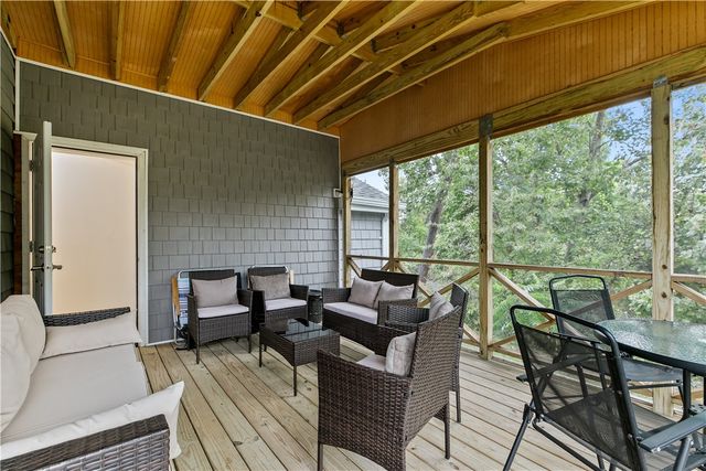 190 Railroad Avenue, Portsmouth, RI 02871