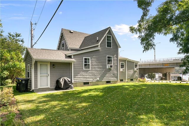 190 Railroad Avenue, Portsmouth, RI 02871