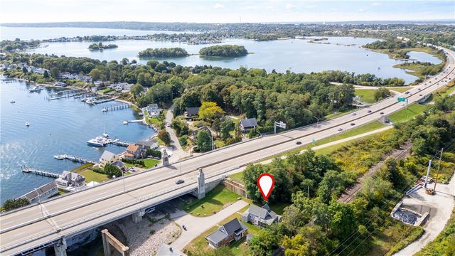 190 Railroad Avenue, Portsmouth, RI 02871