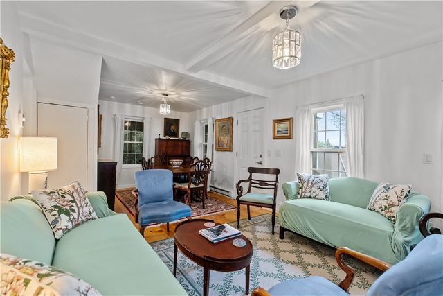 190 Railroad Avenue, Portsmouth, RI 02871