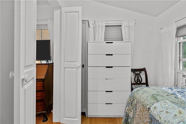 190 Railroad Avenue, Portsmouth, RI 02871