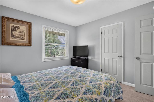 167 Charleston Street, Weber City, VA 24290