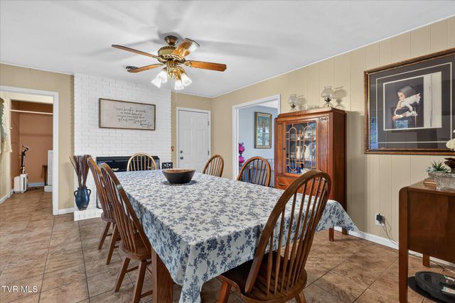 167 Charleston Street, Weber City, VA 24290