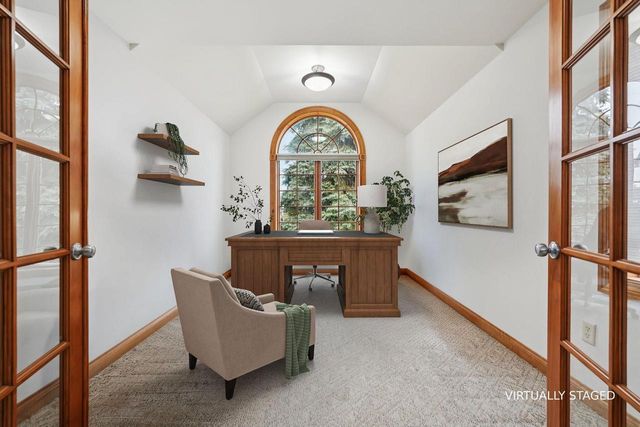 2527 W Goldcrest AVENUE, Milwaukee, WI 53221