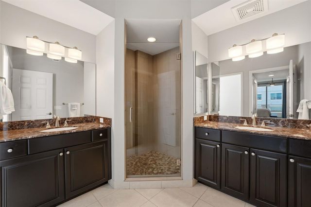 100 CENTRAL AVENUE H716, Sarasota, FL 34236