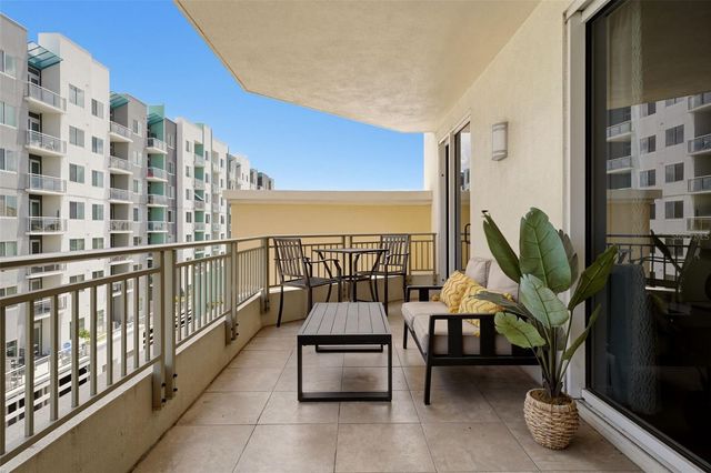 100 CENTRAL AVENUE H716, Sarasota, FL 34236