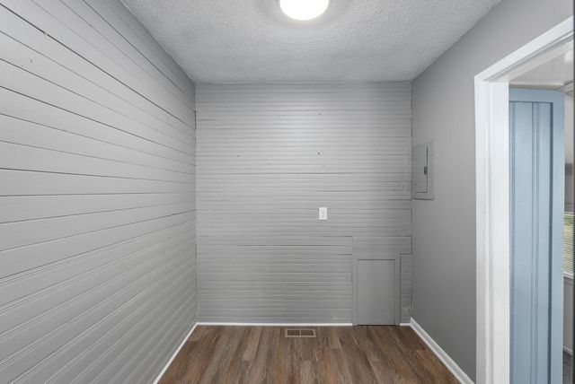 4823 S Madison Ave, Wichita, KS 67216