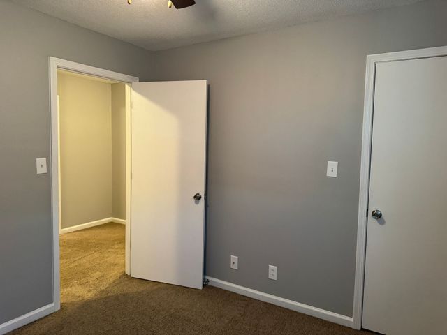 1829 Bourne Cir, Clarksville, TN 37043