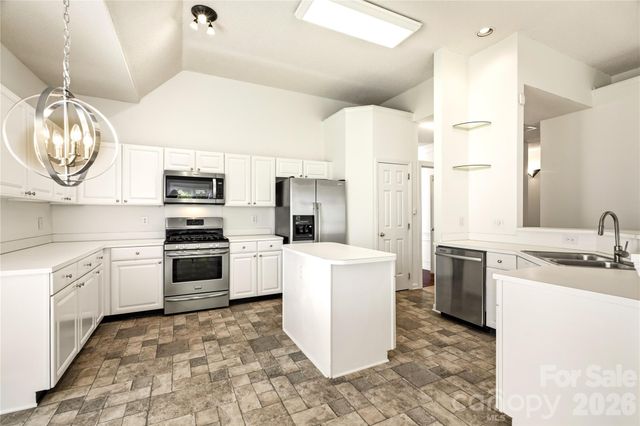 2604 Lamp Post Lane, Kannapolis, NC 28081