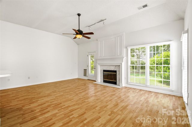2604 Lamp Post Lane, Kannapolis, NC 28081