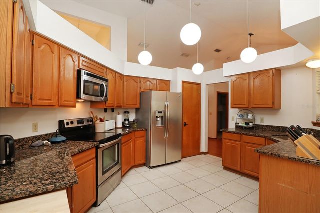5722 BAY SIDE DRIVE, Orlando, FL 32819