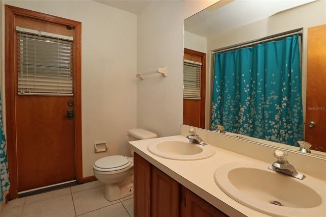 5722 BAY SIDE DRIVE, Orlando, FL 32819