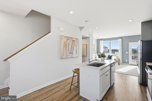 364 ANTHEM ST, Ranson, WV 25438