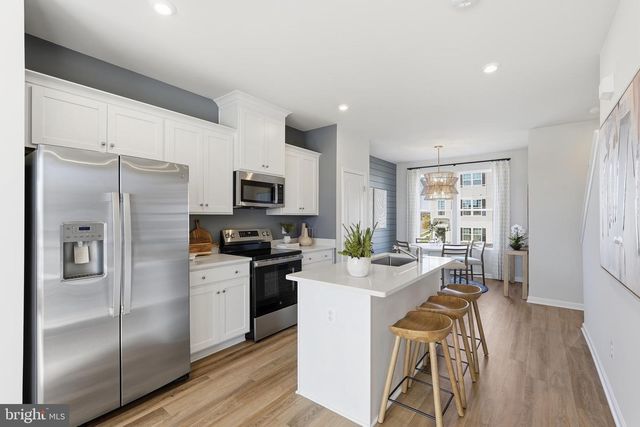 364 ANTHEM ST, Ranson, WV 25438