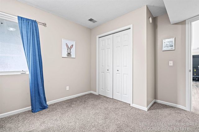 6948 Shady Knoll Drive, Caledonia, MI 49316