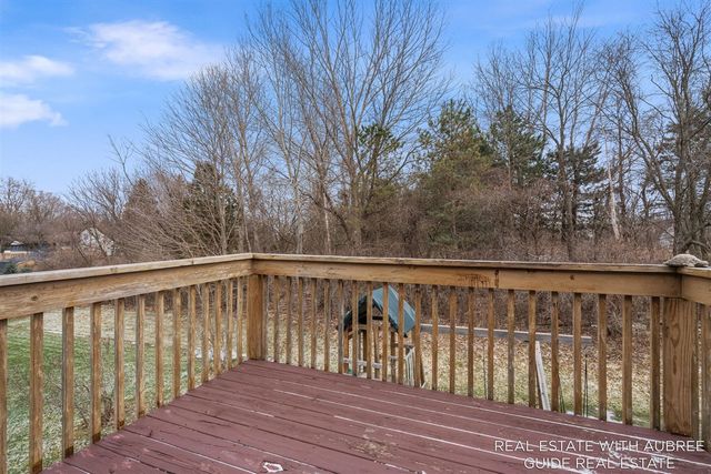6948 Shady Knoll Drive, Caledonia, MI 49316