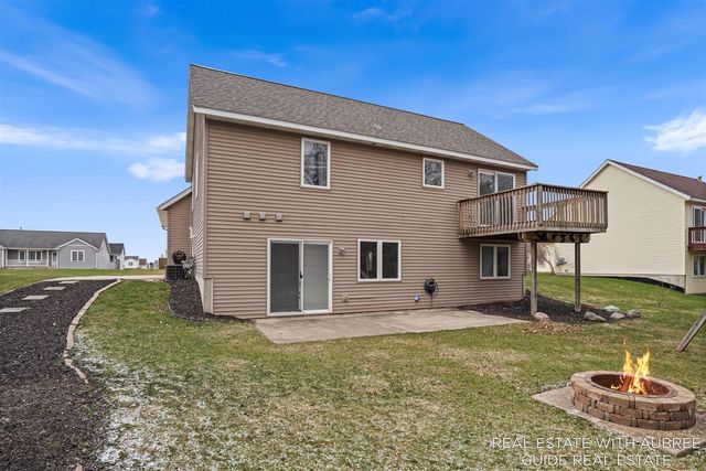 6948 Shady Knoll Drive, Caledonia, MI 49316