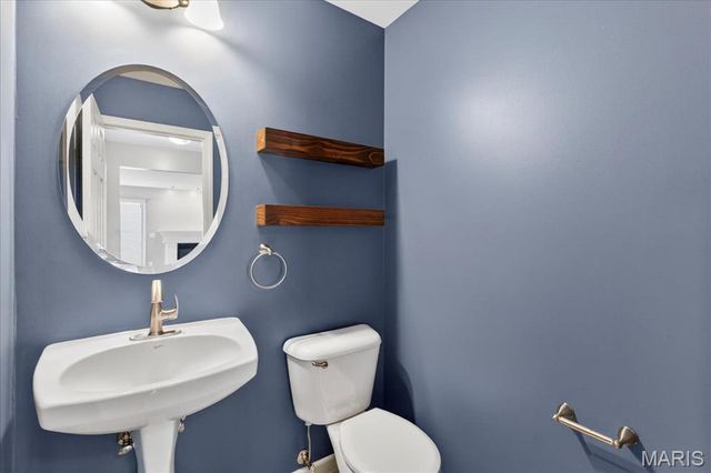 7192 Tournament Drive, Unincorporated, MO 63129