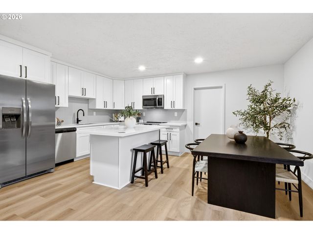 3505 G St, Vancouver, WA 98663