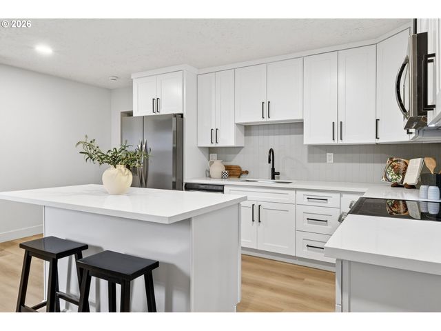 3505 G St, Vancouver, WA 98663