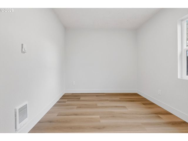 3505 G St, Vancouver, WA 98663