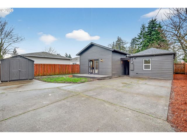 3505 G St, Vancouver, WA 98663
