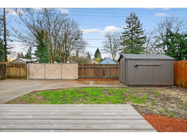 3505 G St, Vancouver, WA 98663