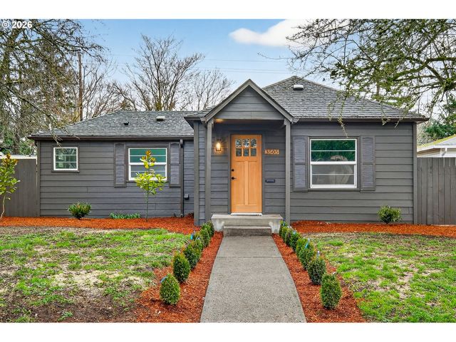 3505 G St, Vancouver, WA 98663