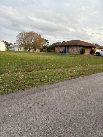 781 Glencove Street, Sebastian, FL 32958