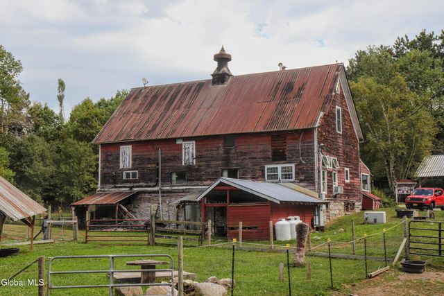 484 S Johnsburg Road, Thurman, NY 12885