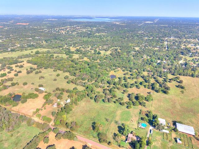 7801 E Indian Hills Road, Norman, OK 73026