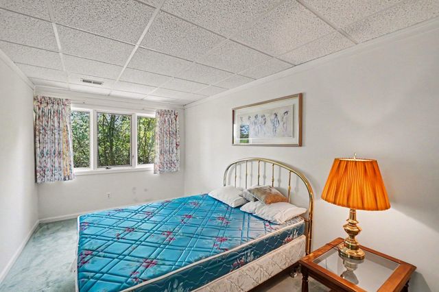 640 Cascade Hills Ridge Se, Grand Rapids Twp, MI 49546