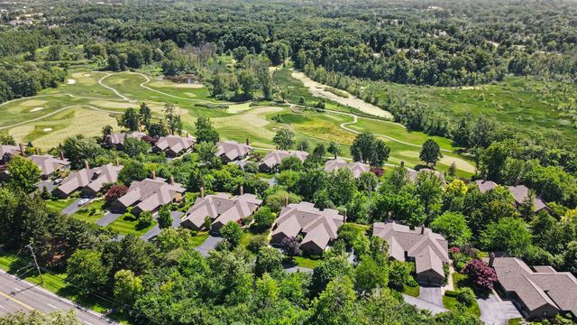 640 Cascade Hills Ridge Se, Grand Rapids Twp, MI 49546