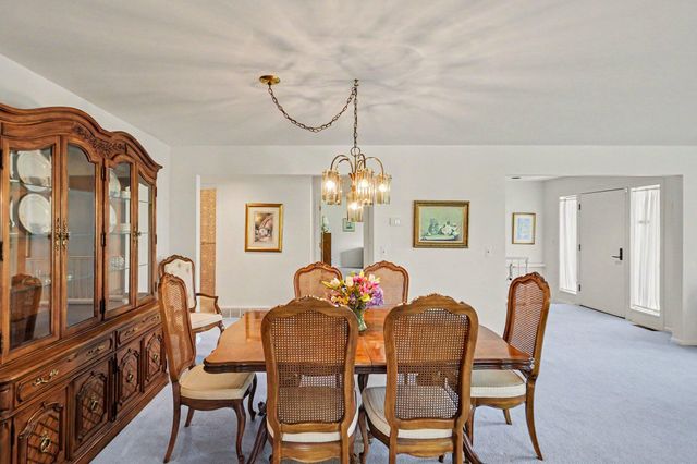 640 Cascade Hills Ridge Se, Grand Rapids Twp, MI 49546