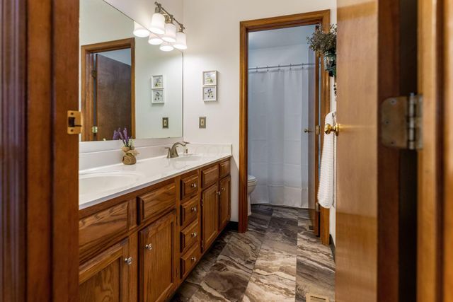 5705 Moonpenny Lane, Hilliard, OH 43026