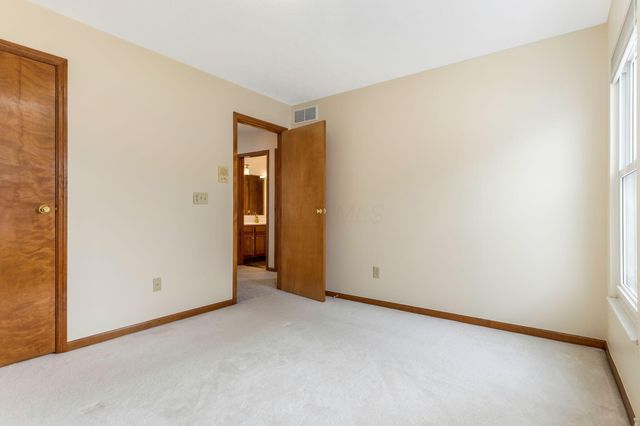 5705 Moonpenny Lane, Hilliard, OH 43026