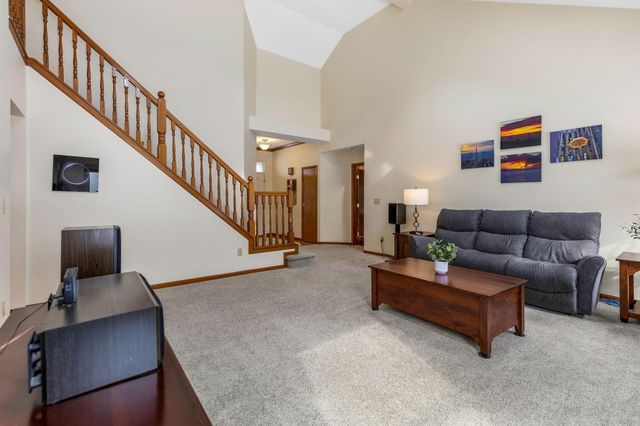 5705 Moonpenny Lane, Hilliard, OH 43026