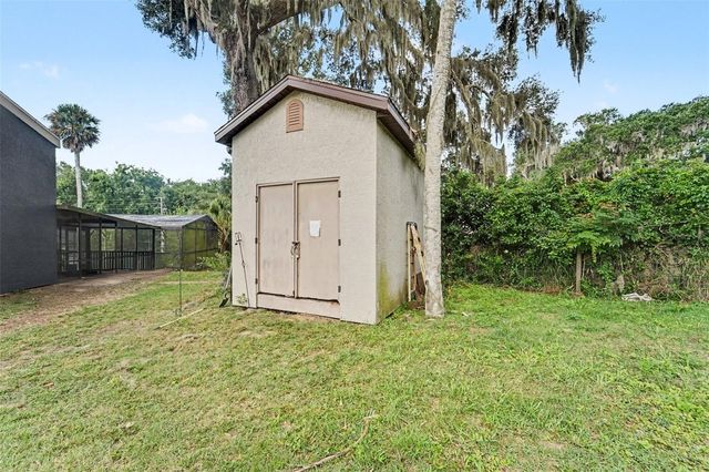 7238 HILLCREST STREET, Leesburg, FL 34748