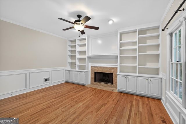 1227 Camden Hunt Drive, Lawrenceville, GA 30043