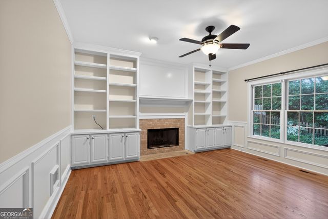 1227 Camden Hunt Drive, Lawrenceville, GA 30043