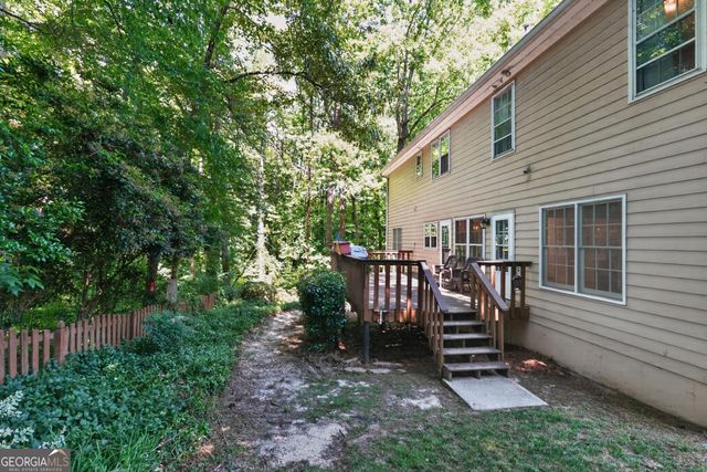 1227 Camden Hunt Drive, Lawrenceville, GA 30043