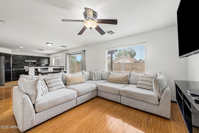 7224 W PIONEER Street, Phoenix, AZ 85043