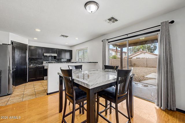 7224 W PIONEER Street, Phoenix, AZ 85043