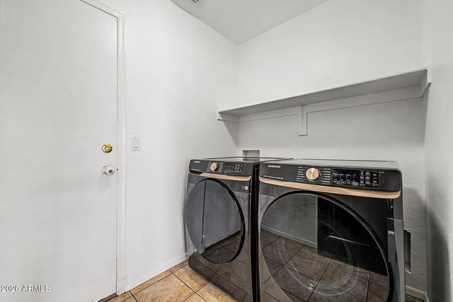7224 W PIONEER Street, Phoenix, AZ 85043