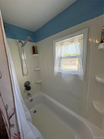12660 Grafton Road, Ash Township, MI 48117
