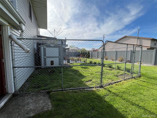 12660 Grafton Road, Ash Township, MI 48117