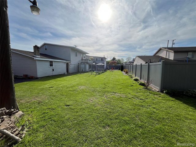 12660 Grafton Road, Ash Township, MI 48117
