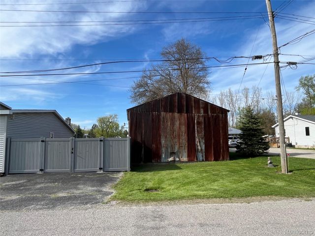 12660 Grafton Road, Ash Township, MI 48117