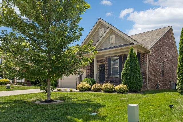 5034 Winslow Dr, Mount Juliet, TN 37122