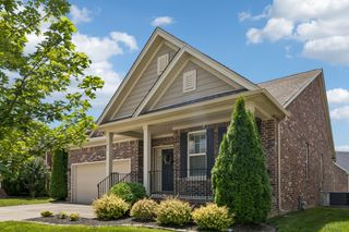 5034 Winslow Dr, Mount Juliet, TN 37122